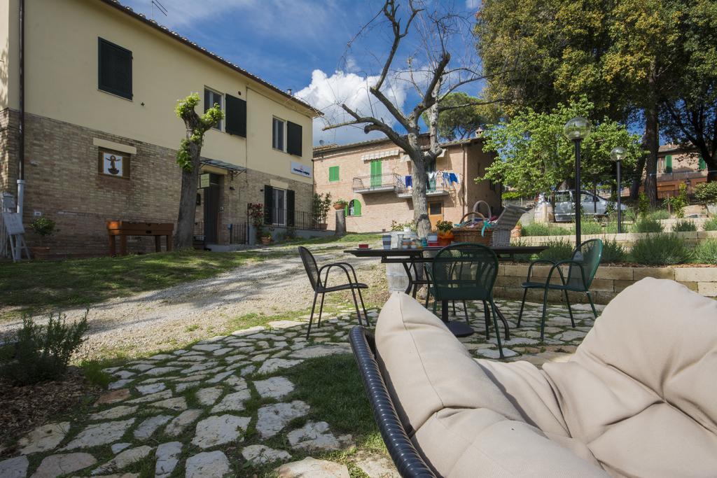 La Coroncina Lodging Siena Exterior foto